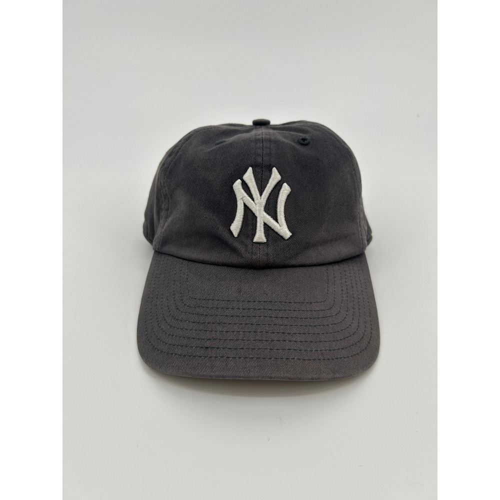 47 Brand New York Yankees Clean Up Hat Mens Charcoal Gray Adjustable MLB Cap